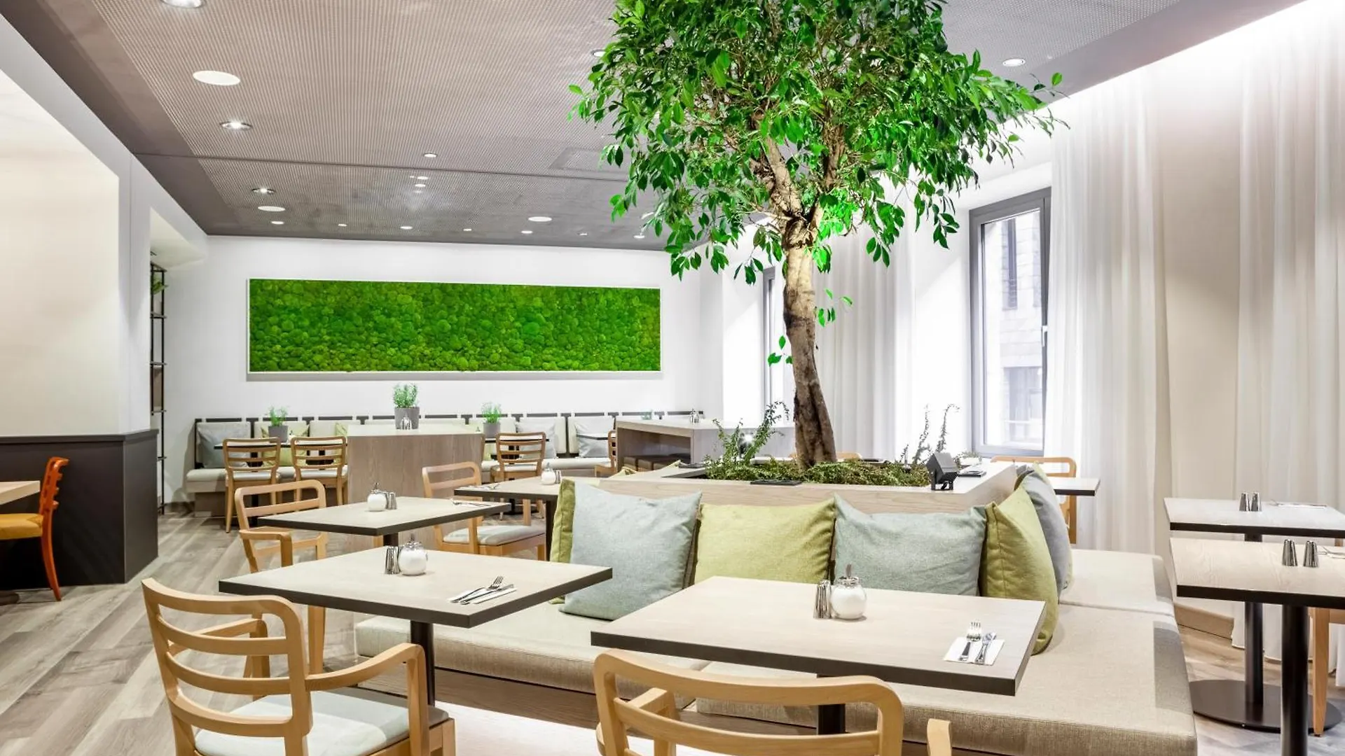 IntercityHotel Dortmund Hotel