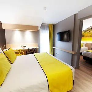 *** Hotel Quality Kennedy France