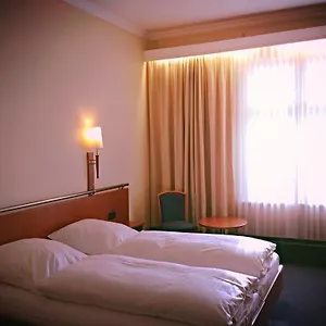 Hotel Kurfuerst Am Kurfuerstendamm Berlino