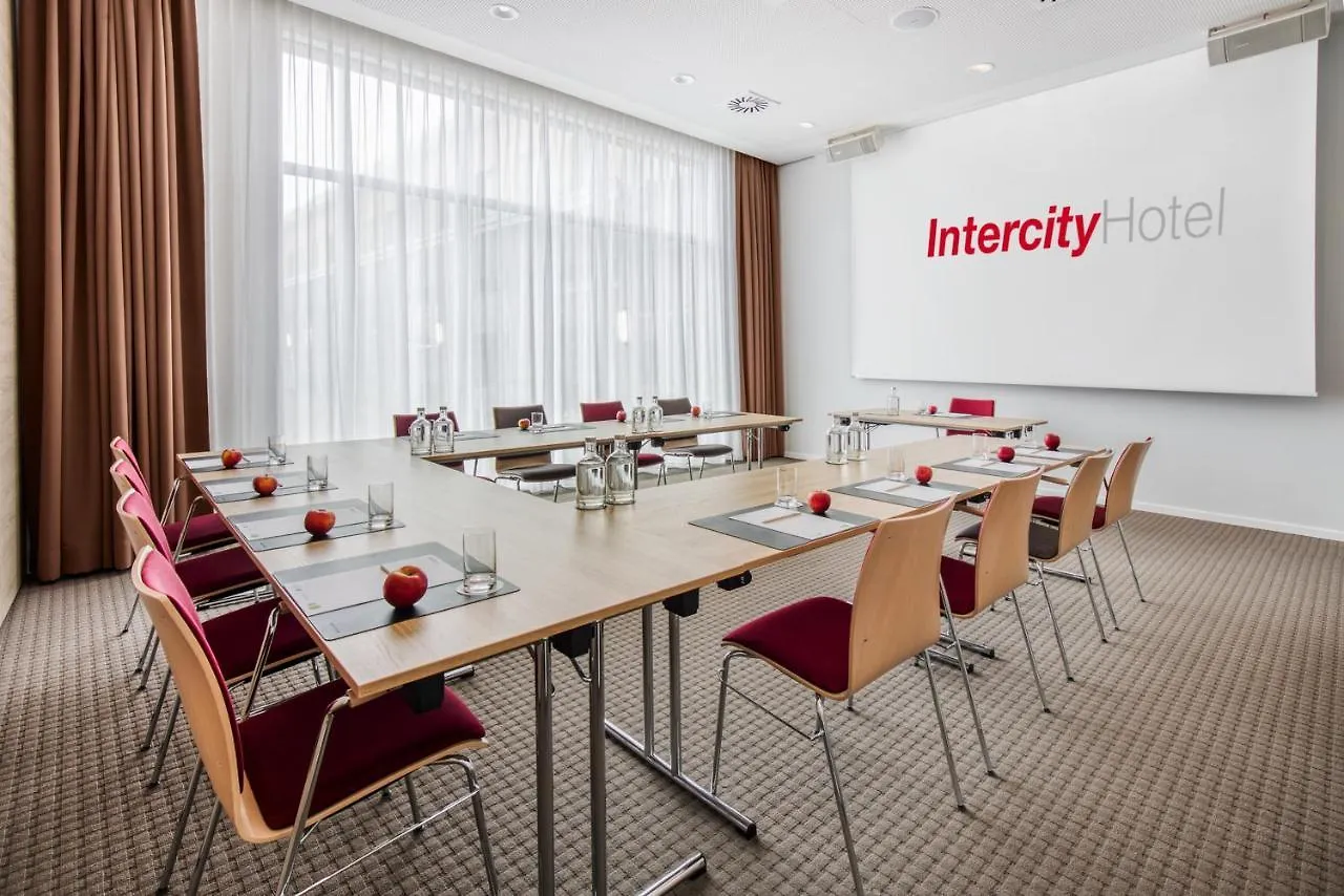 Intercityhotel Dortmund 4*,