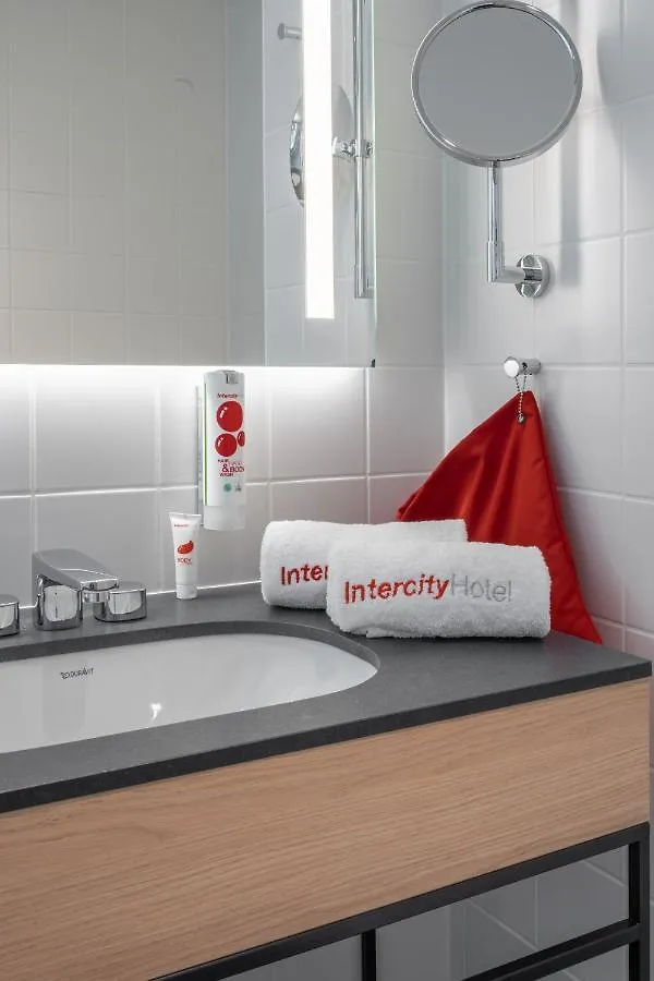 Intercityhotel Dortmund 4*,